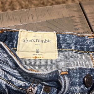 Abercrombie and Fitch size 10 boys distress with holes(used)